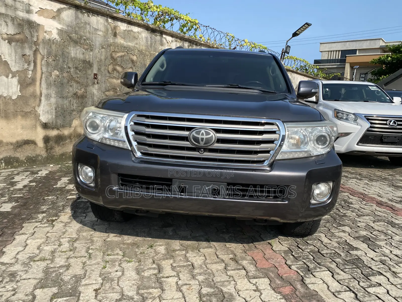 Toyota Land Cruiser 5.7 V8 VX-S 2015 Gray