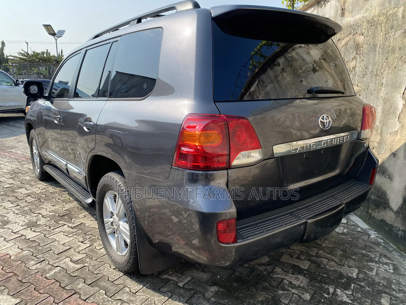Toyota Land Cruiser 5.7 V8 VX-S 2015 Gray