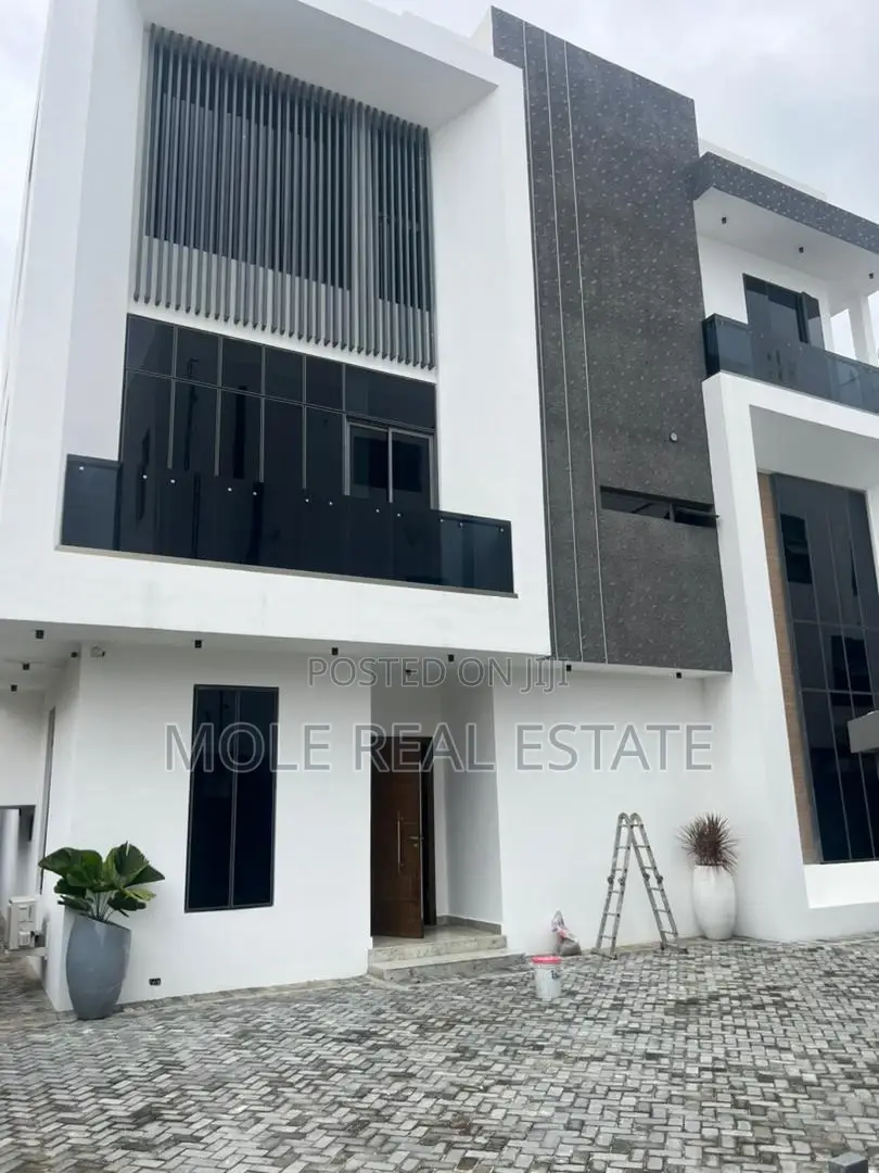 *Tastefully Furnished Ocean View 2bedroom in Secured Esta
