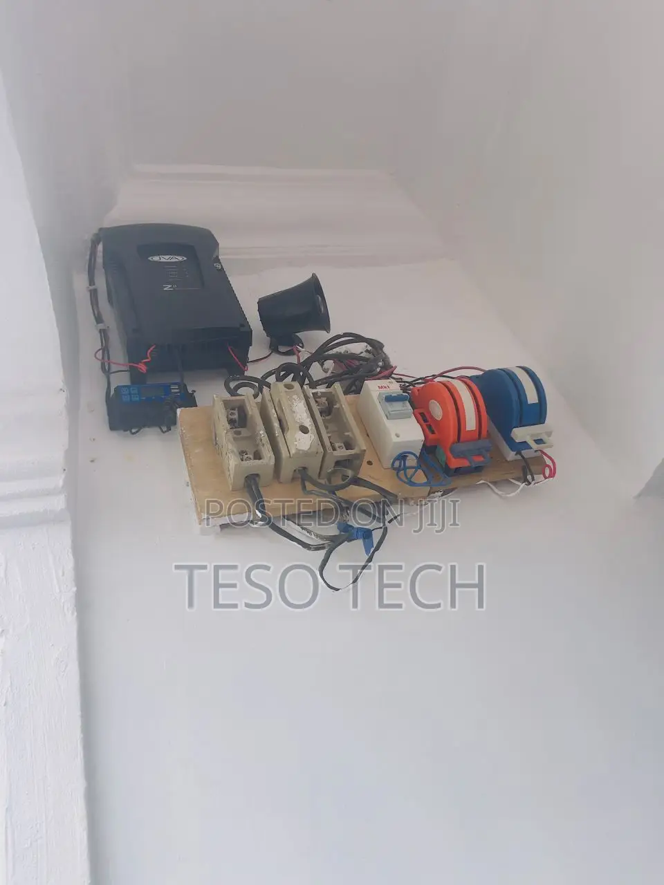High Voltage Electric Fencing