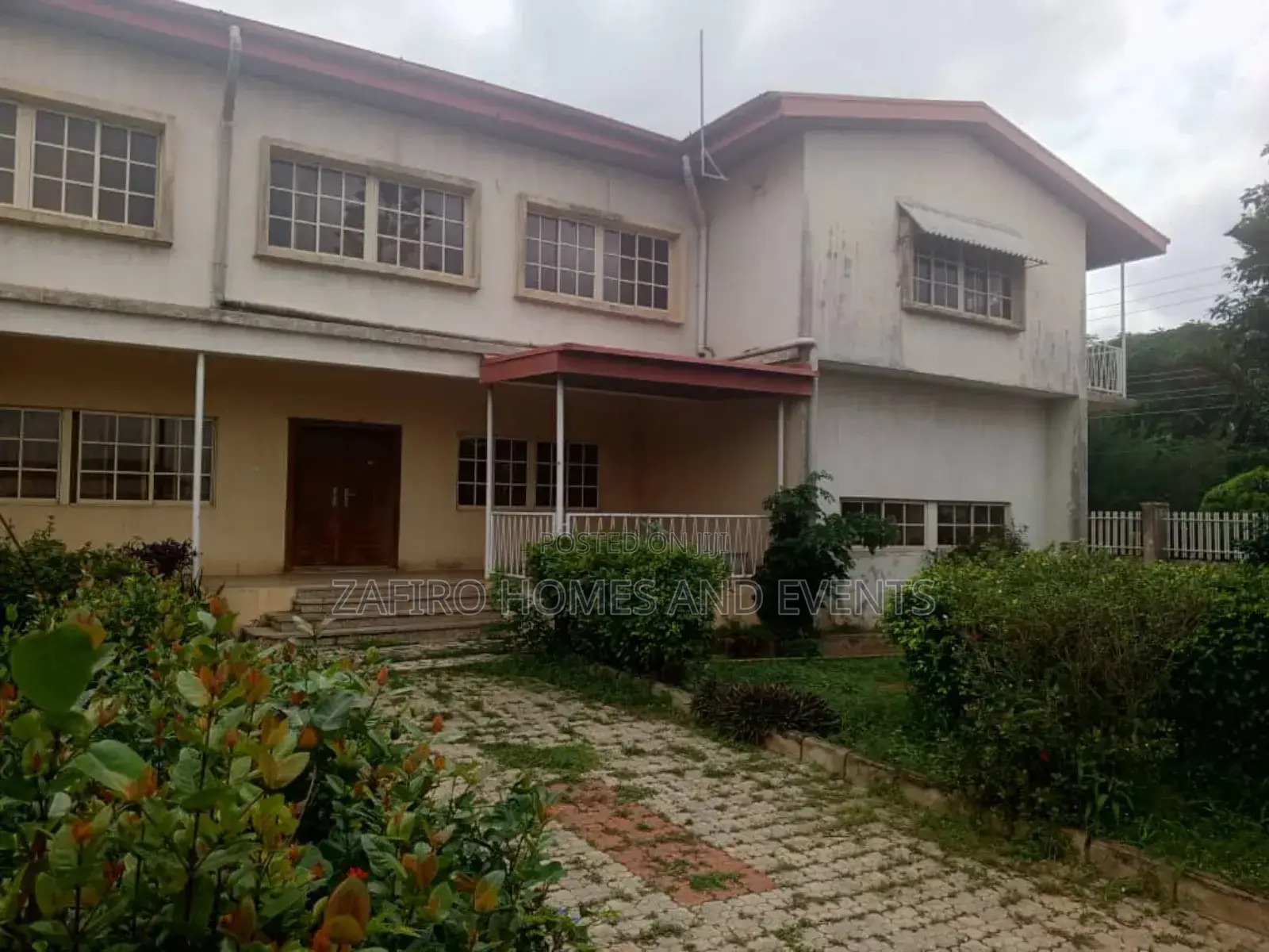 Furnished 8bdrm Duplex in Awosika Estate, Bodija for sale