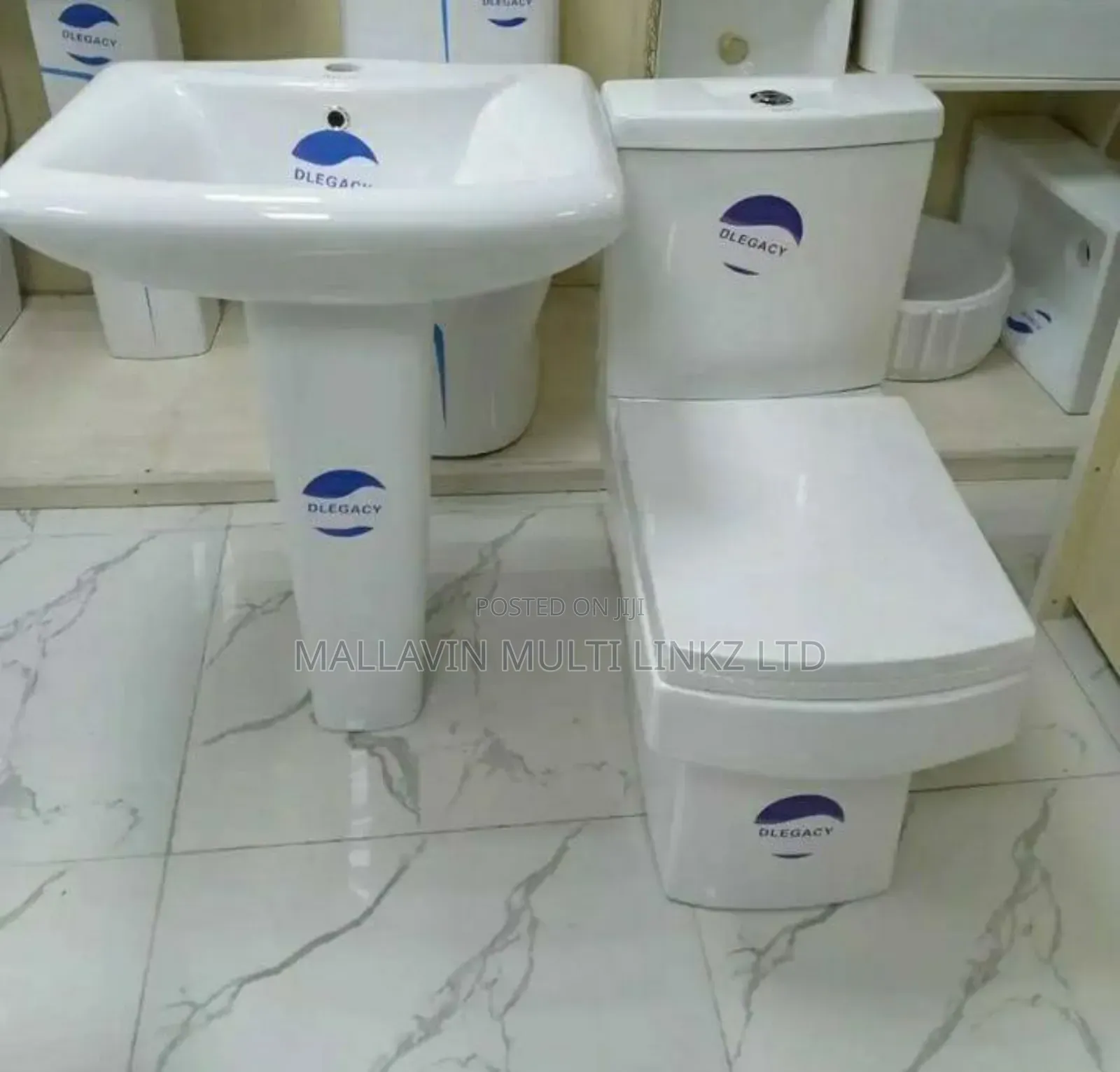 England Square Executive Wc With Basin
