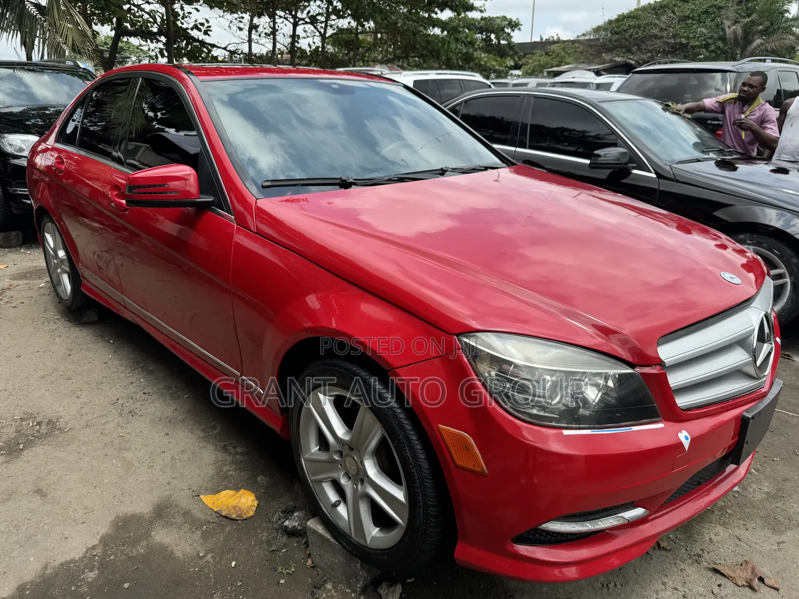Mercedes-Benz C300 2011 Red