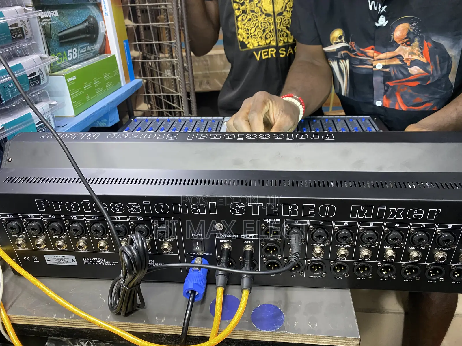 E16 Channels Professional Mixer
