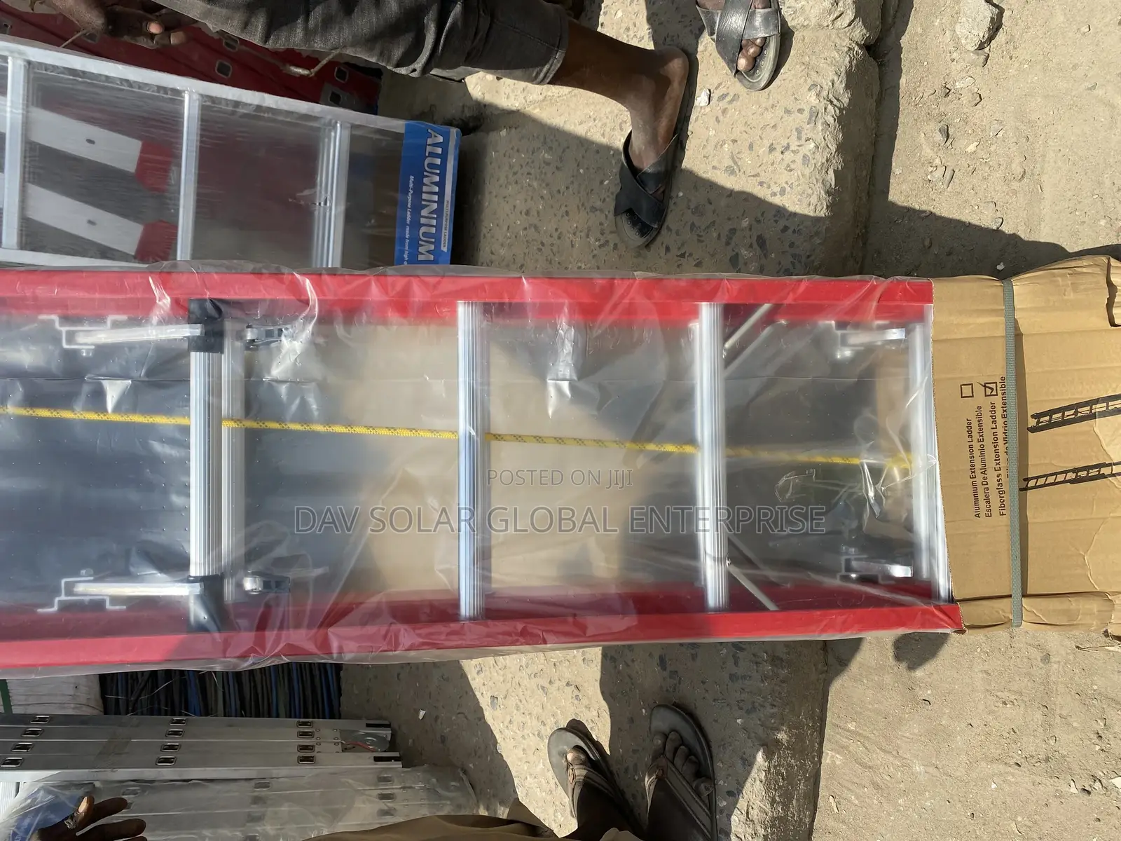 18/2 Fiberglass Ladder