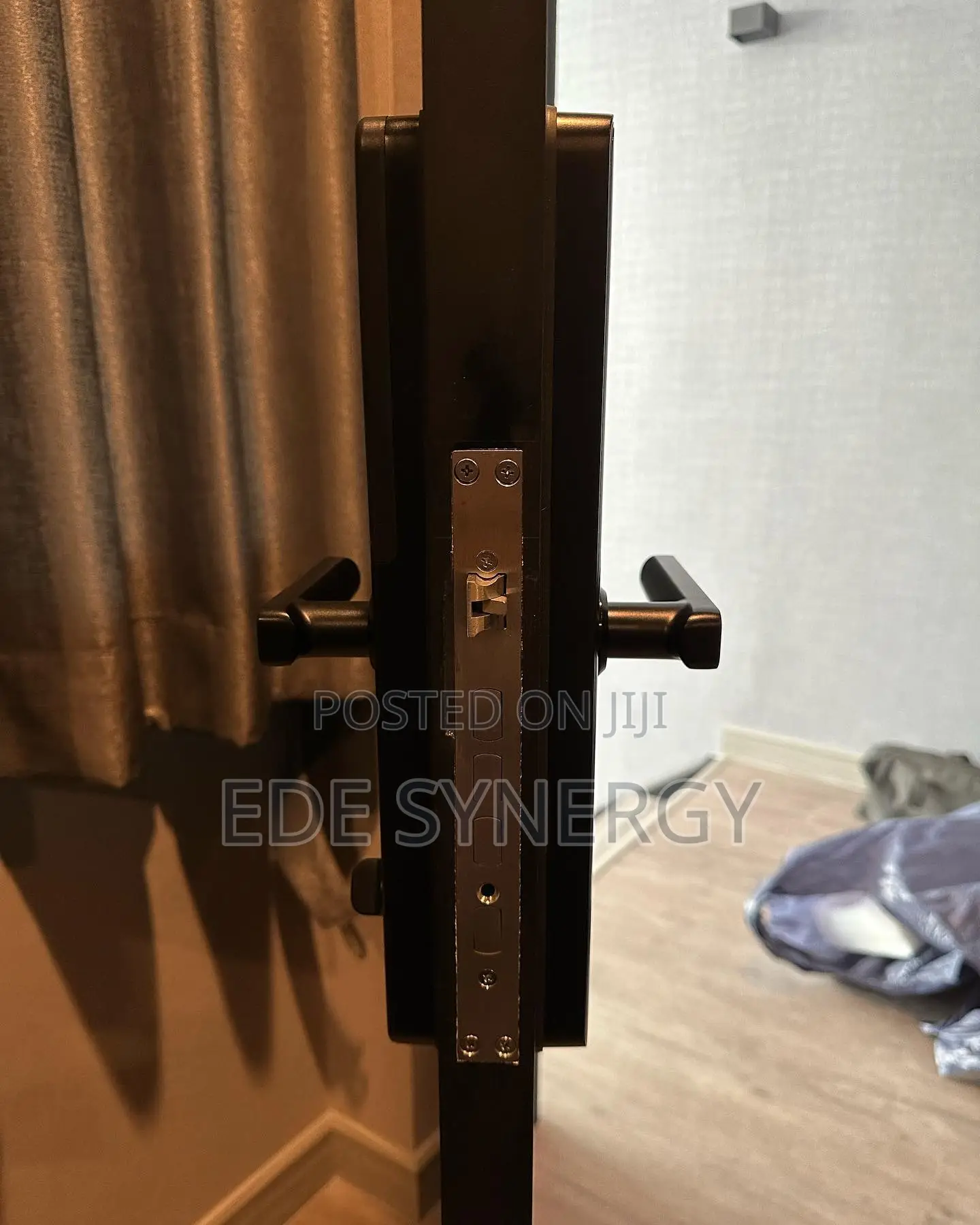 Biometric Smartlock Home and Office Use