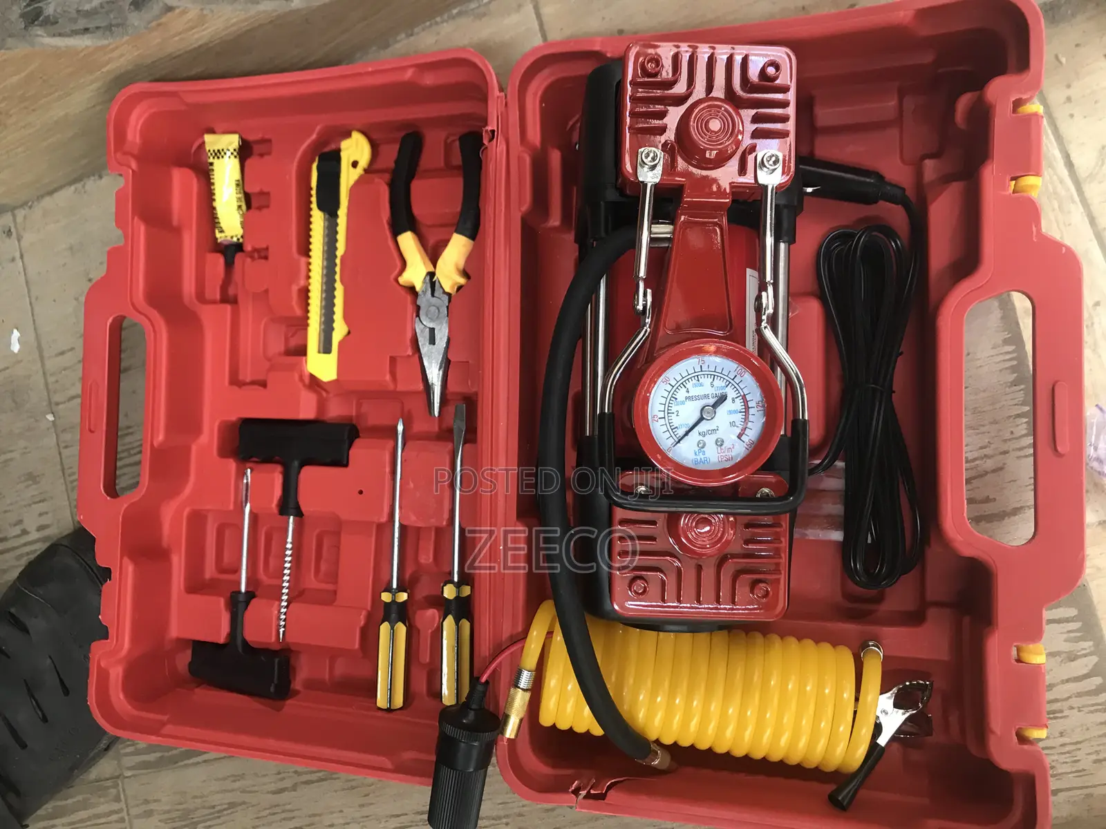 Flat Tire Air Compressor Pump 12v 30AMP