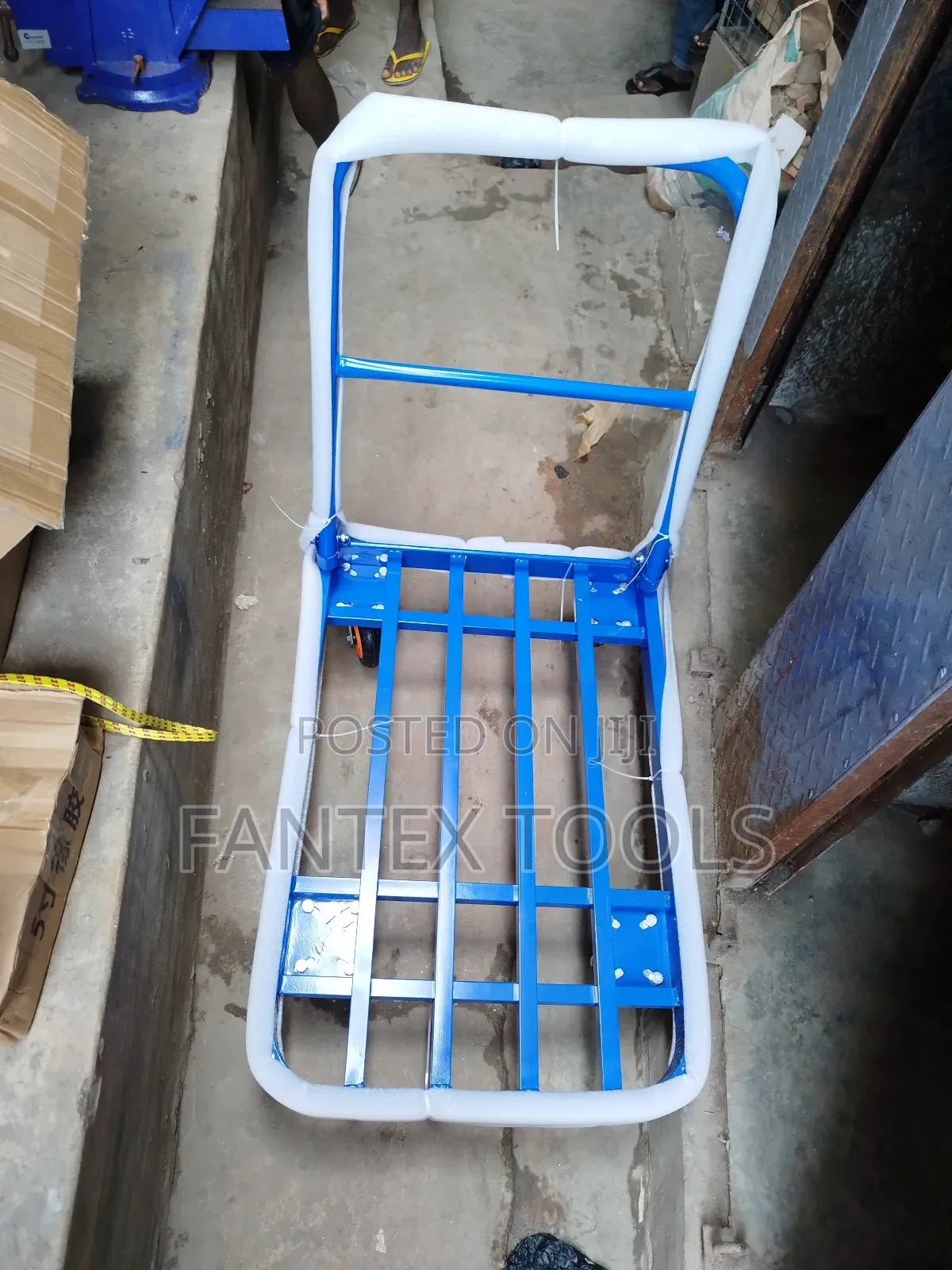 Hand Trolley Heavy Duty.