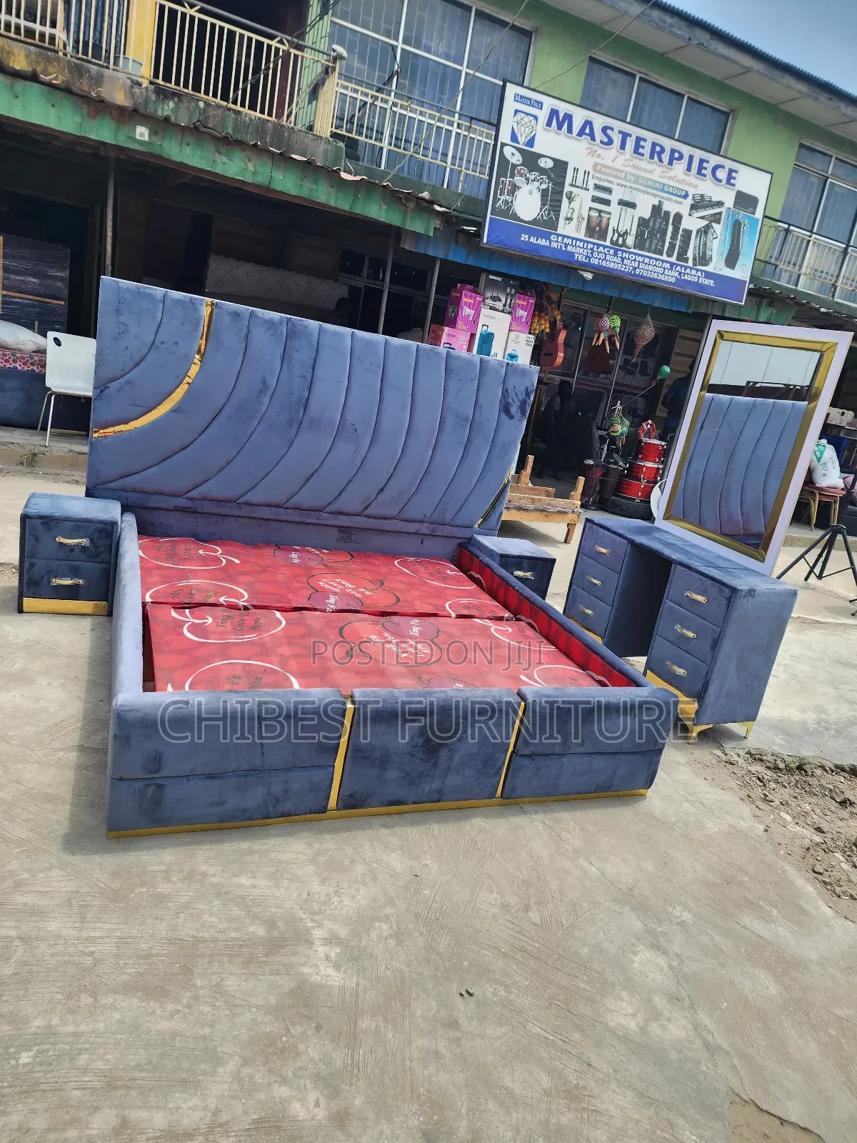 Quality 6by6 Complete Set of Upholstery Padded Bed