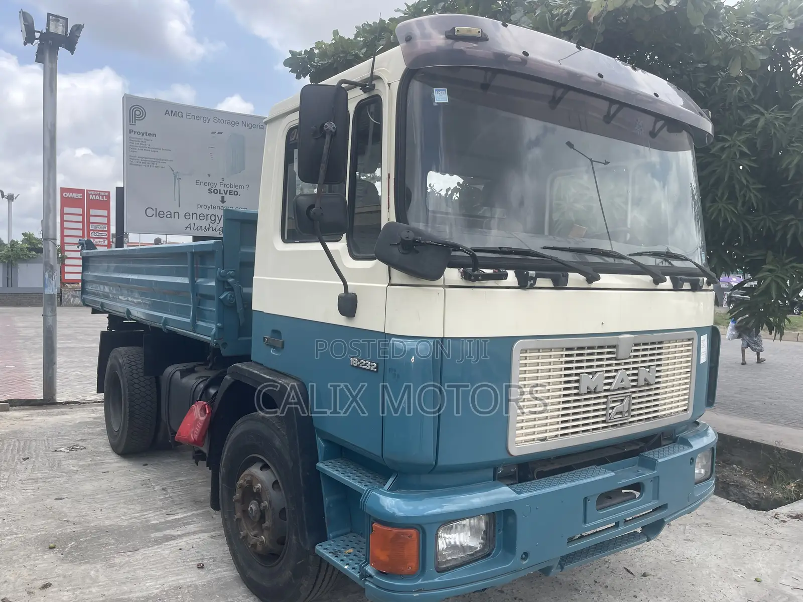 Foreign Used Man - Diesel (Man Volts) 6 Tyres Truck.