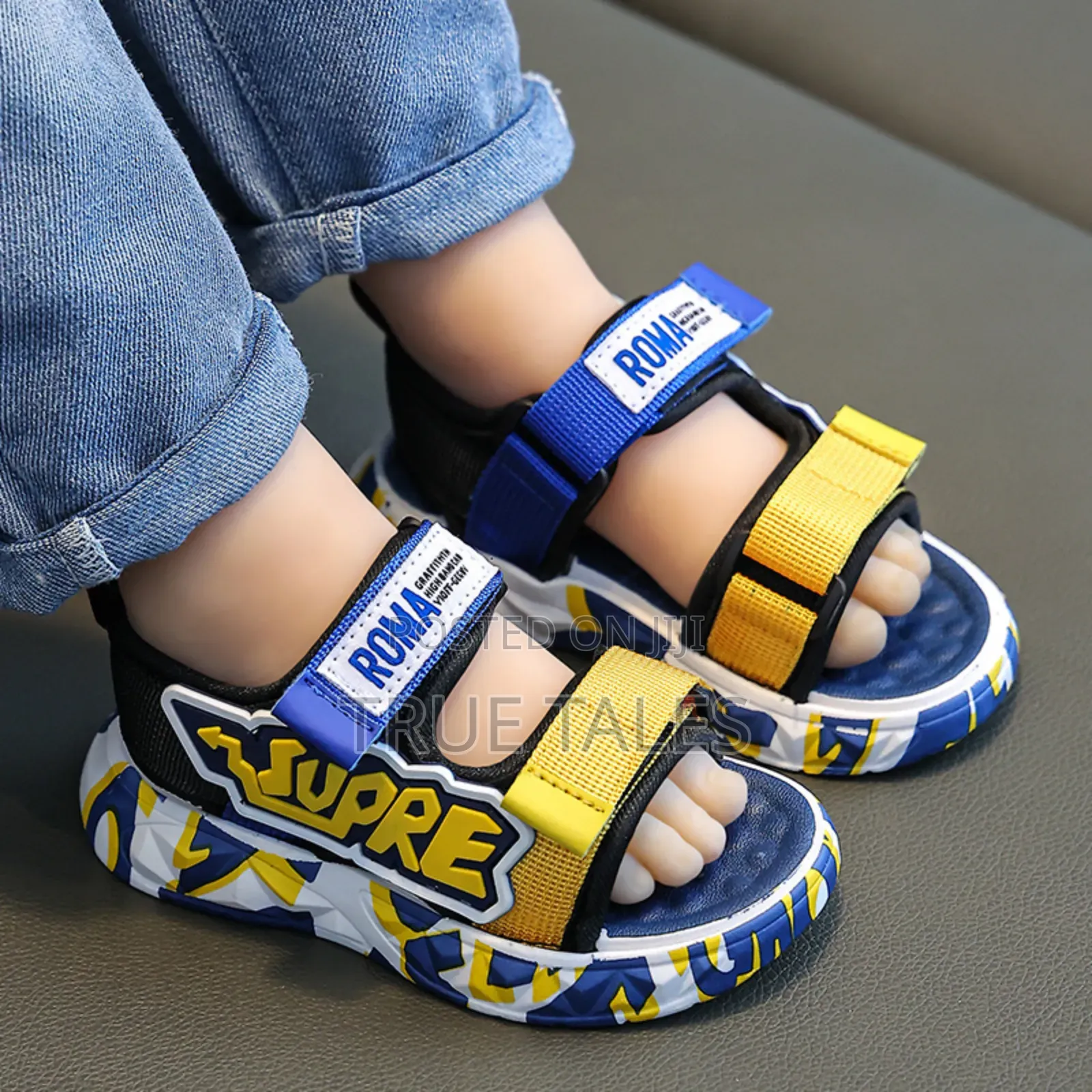 Toddler Boy's Solid Coloured Sandals With Adjustable Straps