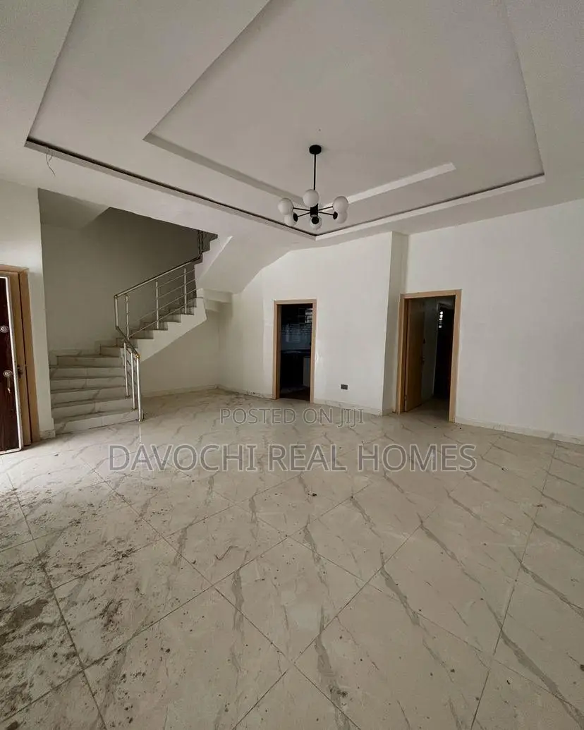 4bdrm Duplex in Ikota for rent