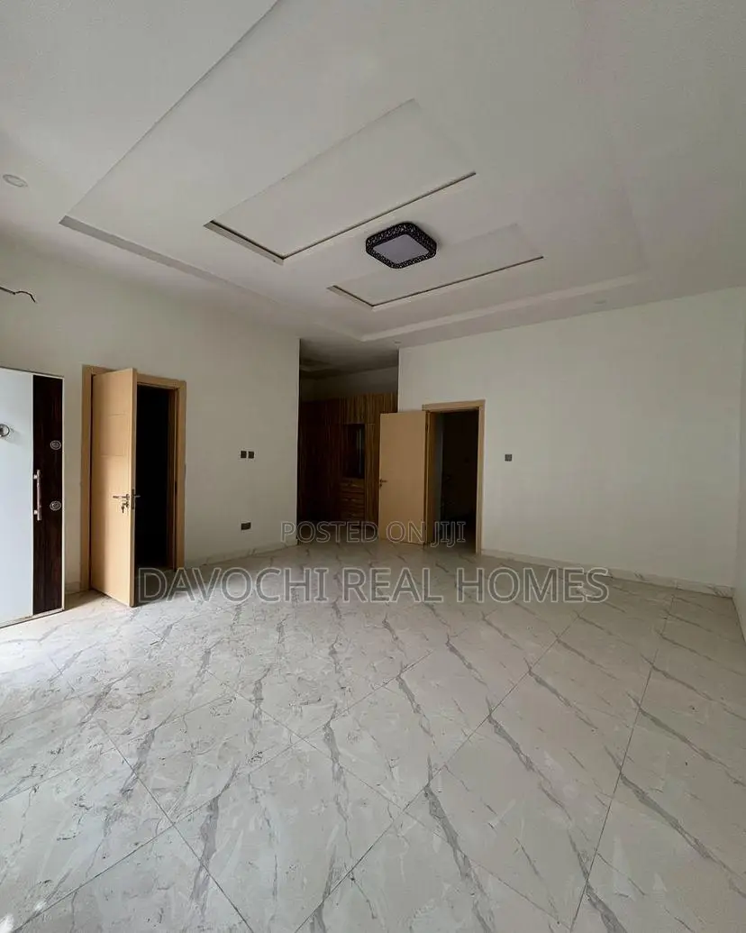 4bdrm Duplex in Ikota for rent
