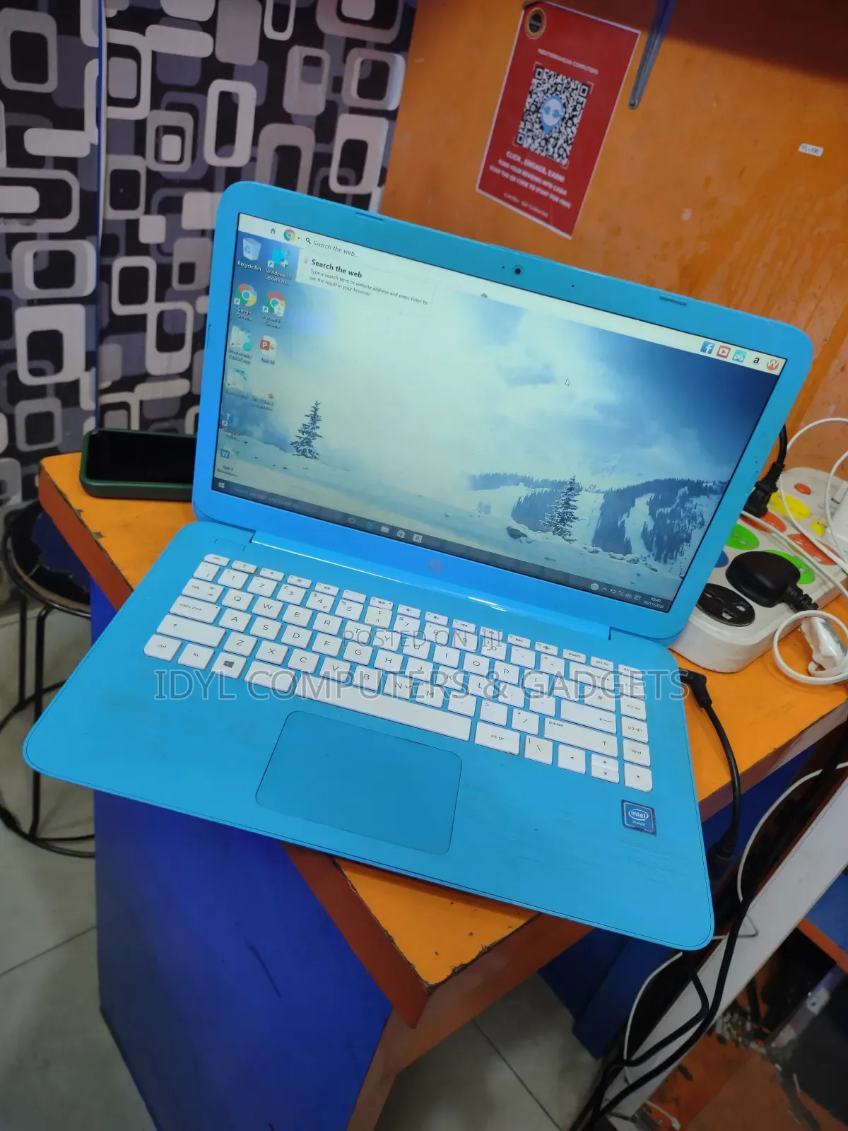 Laptop HP Stream 14 4GB Intel Celeron SSD 60GB