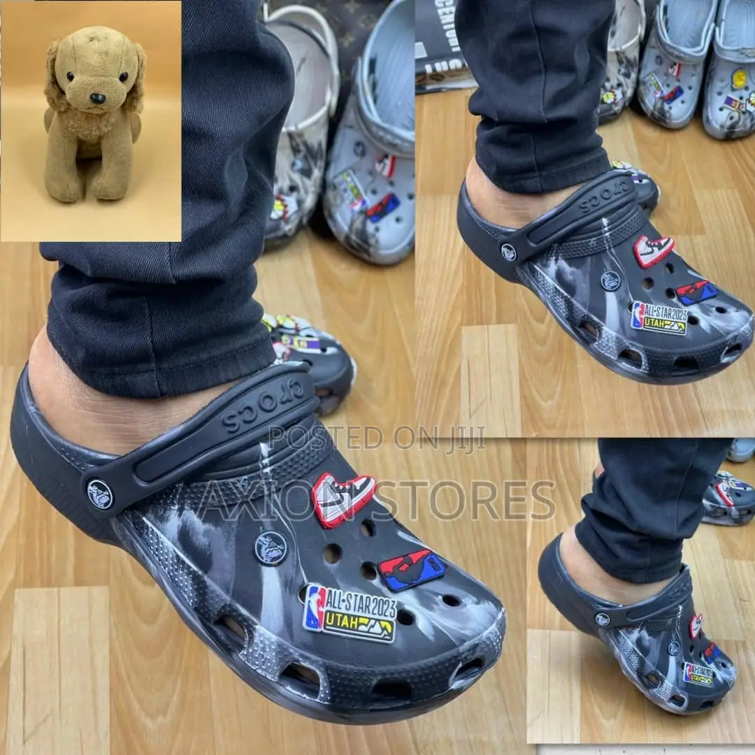 Quality Fashion Crocs