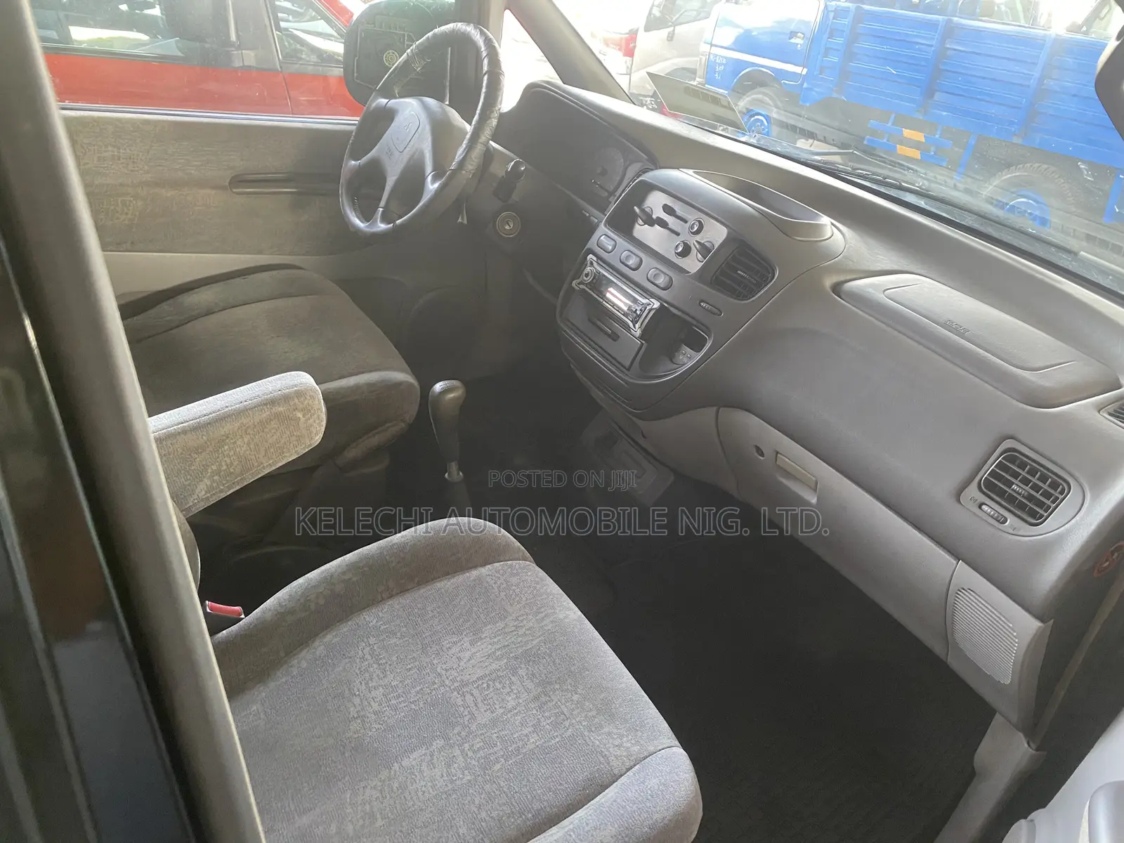 Mitsubishi Space Gear 2007 Black