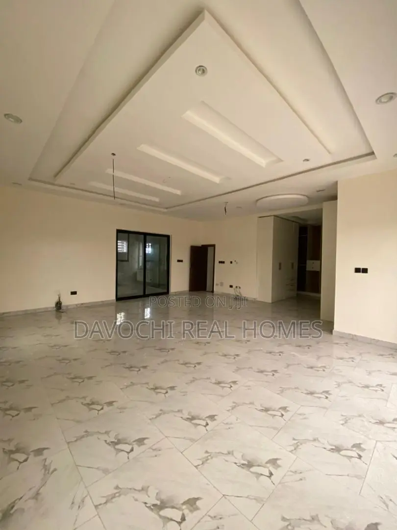 6bdrm Duplex in Ikate for rent