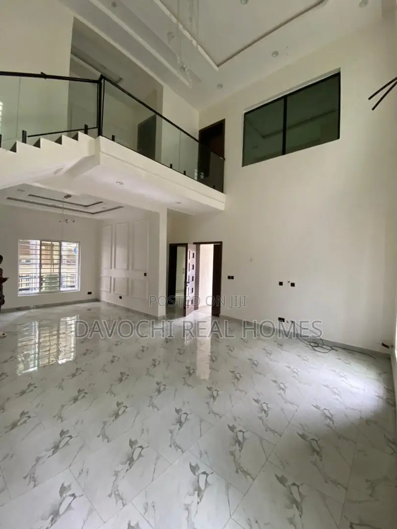 6bdrm Duplex in Ikate for rent