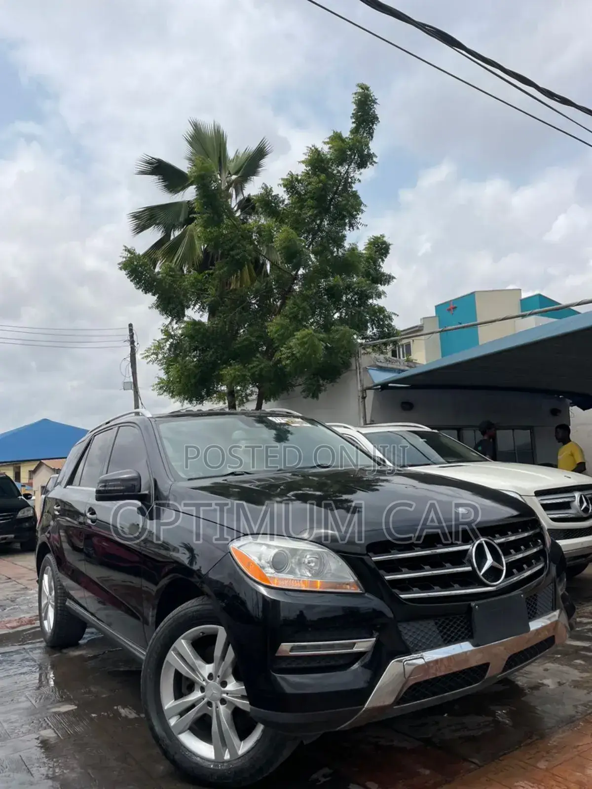 Mercedes-Benz M Class ML350 4MATIC 4dr SUV AWD (3.5L 6cyl 7A) 2014