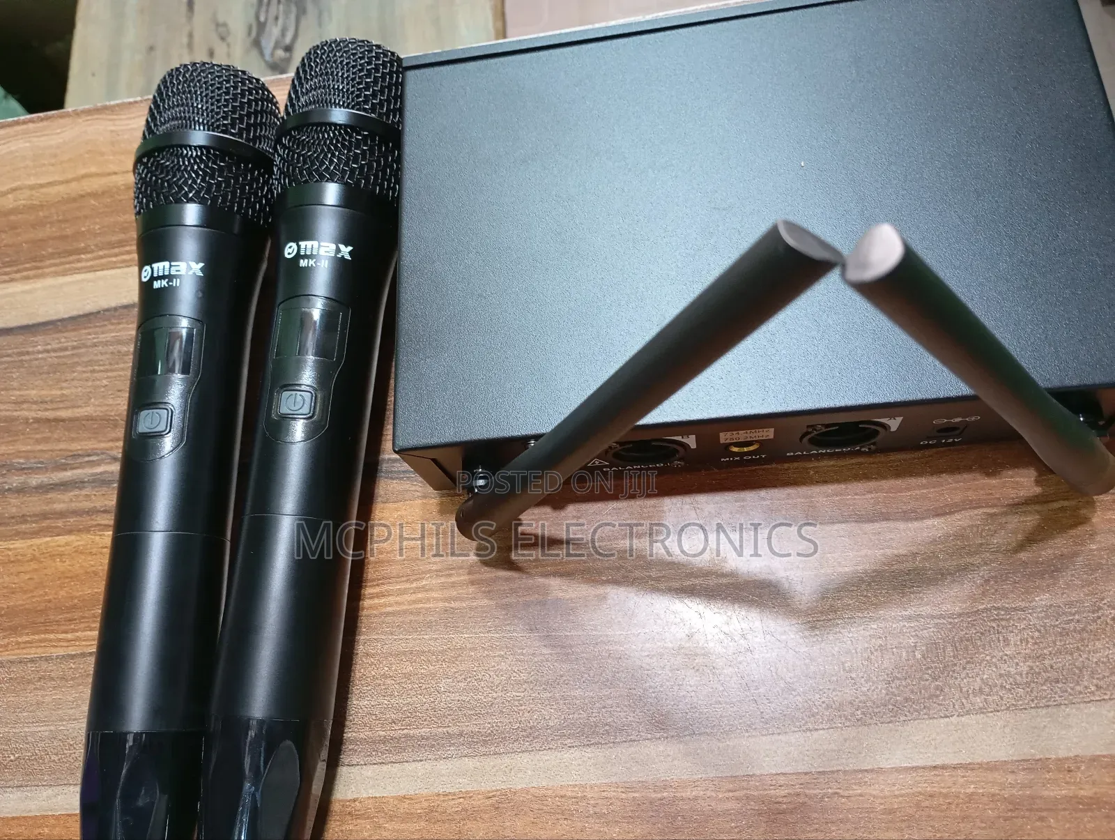 Max Mkii Uhf Wireless Microphone System