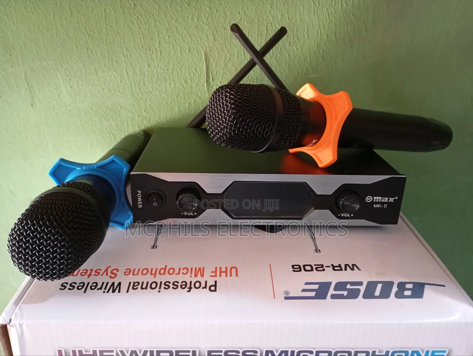 Max Mkii Uhf Wireless Microphone System