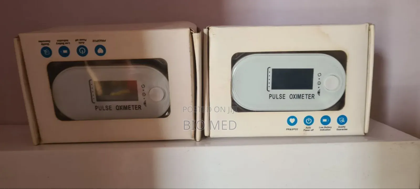 Fingertip Pulse Oximeter Blood Oxygen And Heartbeat Monitor