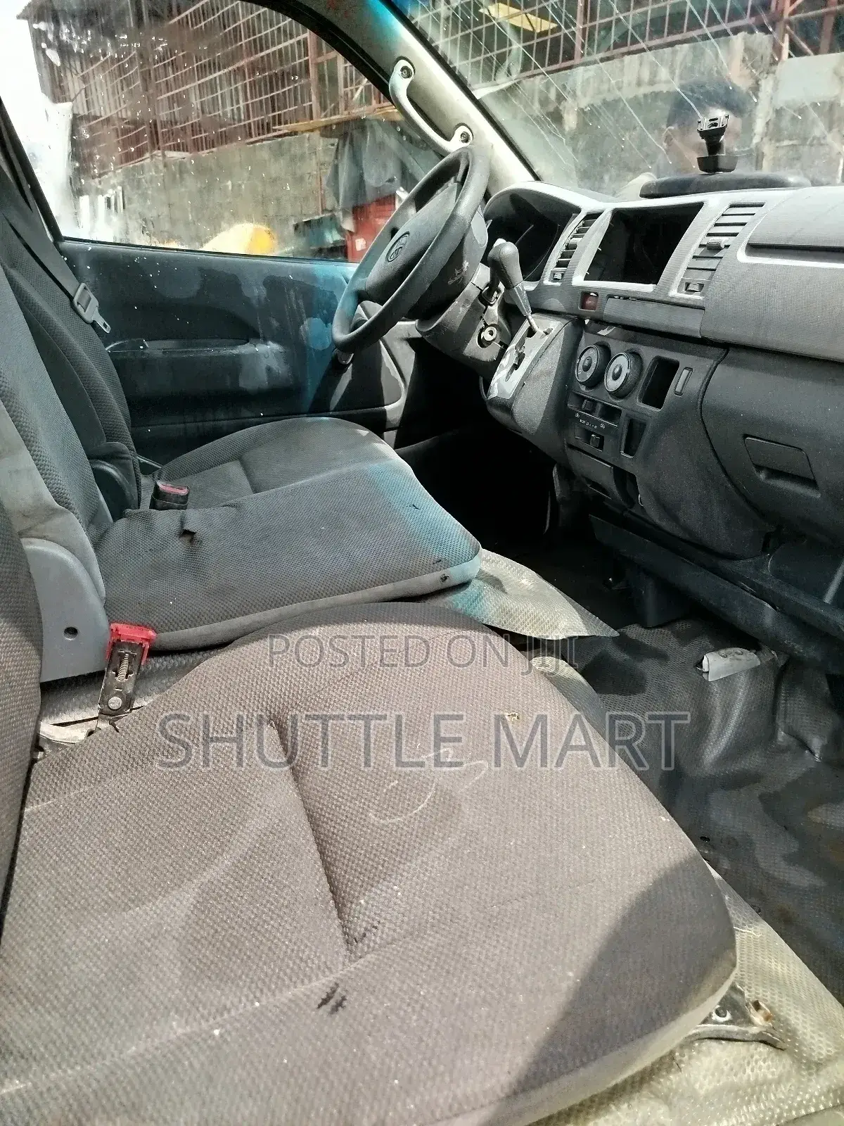 Toyota HiAce 2008 White