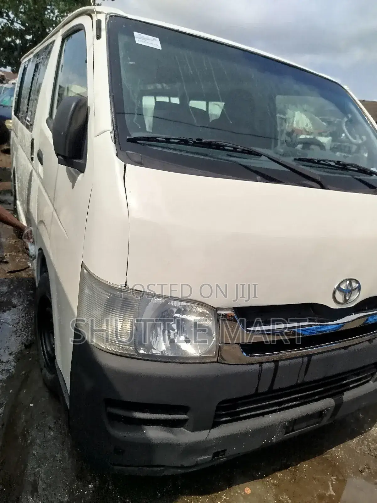 Toyota HiAce 2008 White