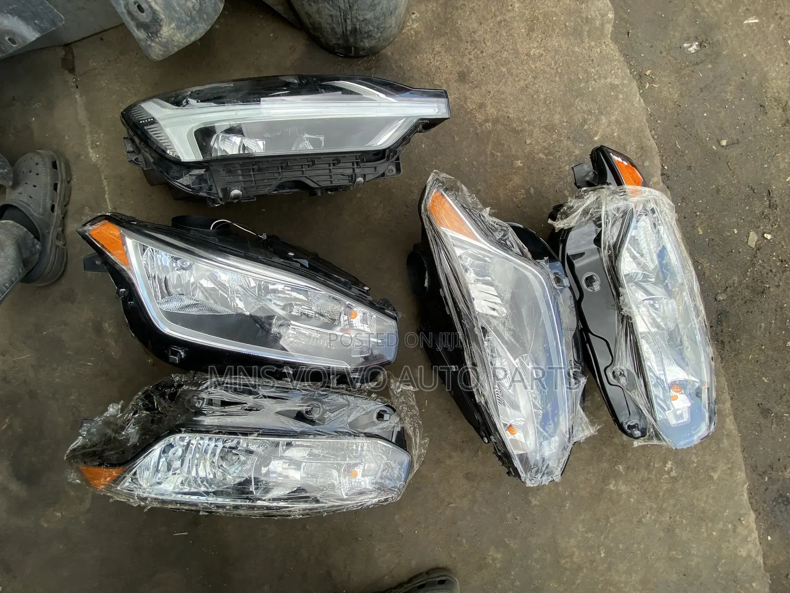 2018-2020 Volvo XC90 Headlights