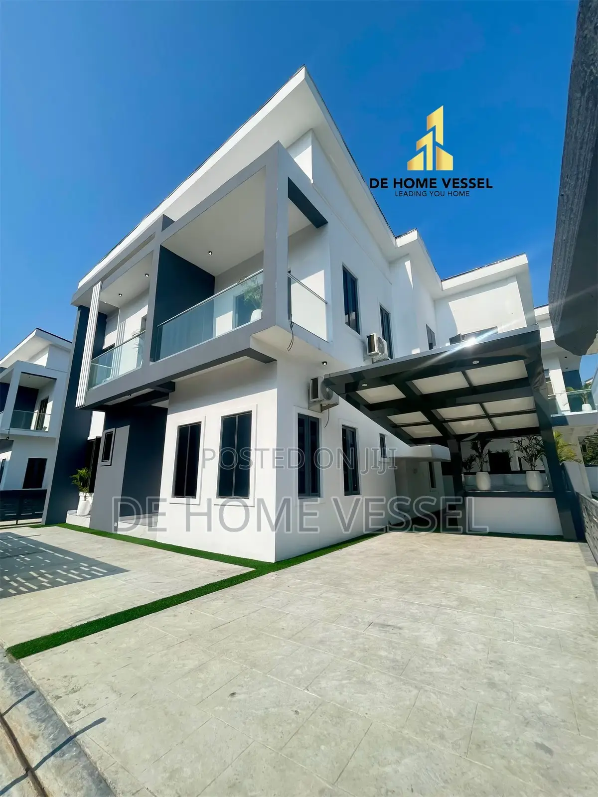 5bdrm Duplex in Lekki for sale