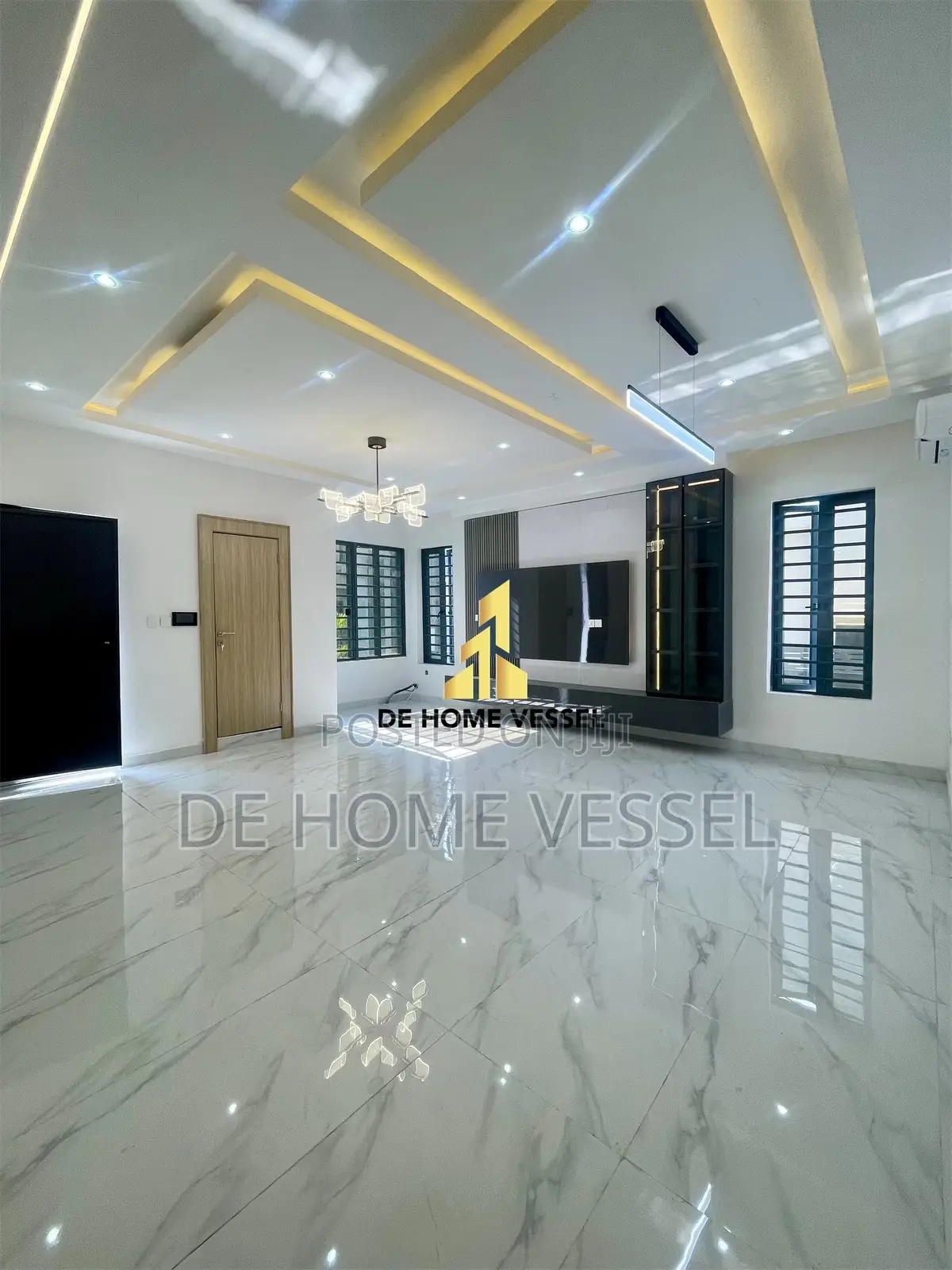 5bdrm Duplex in Lekki for sale