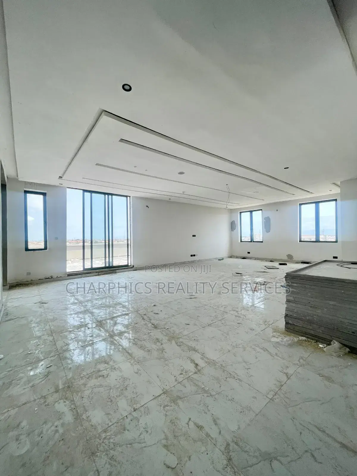 2bdrm Apartment in Lekki Phase 1 for sale