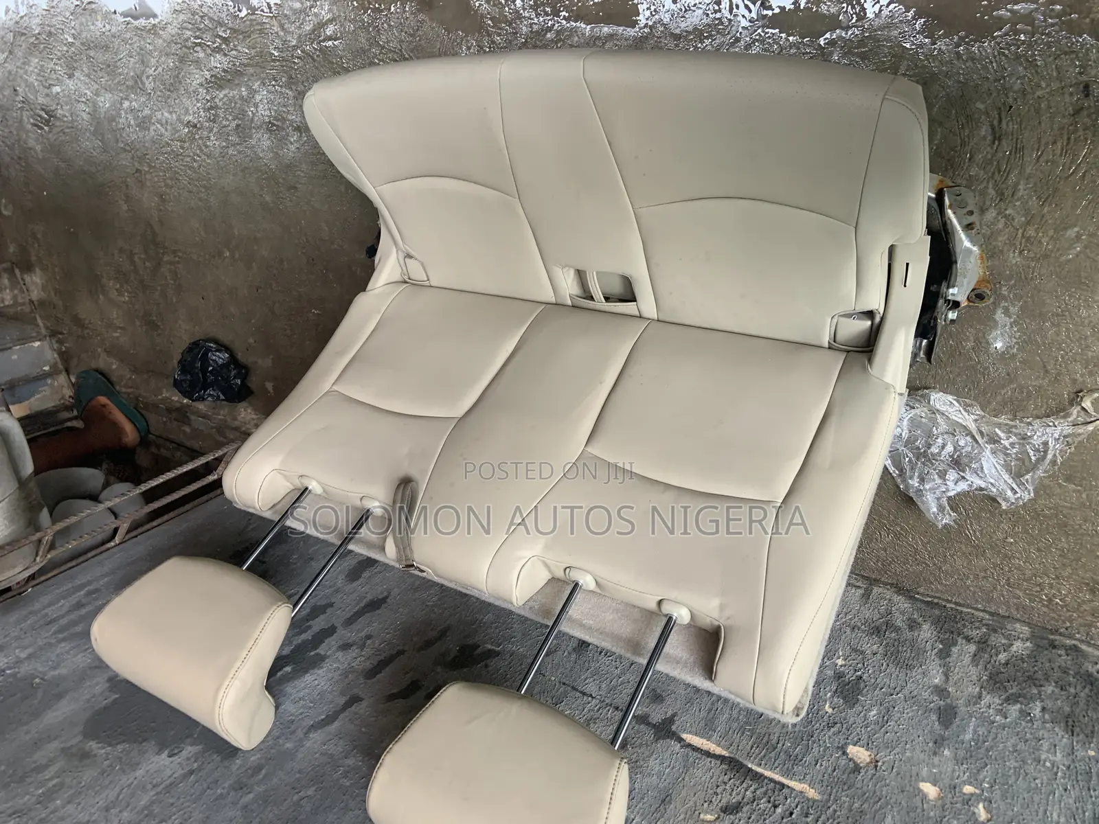 Last Back Seat Toyota Highlander 2005 Model