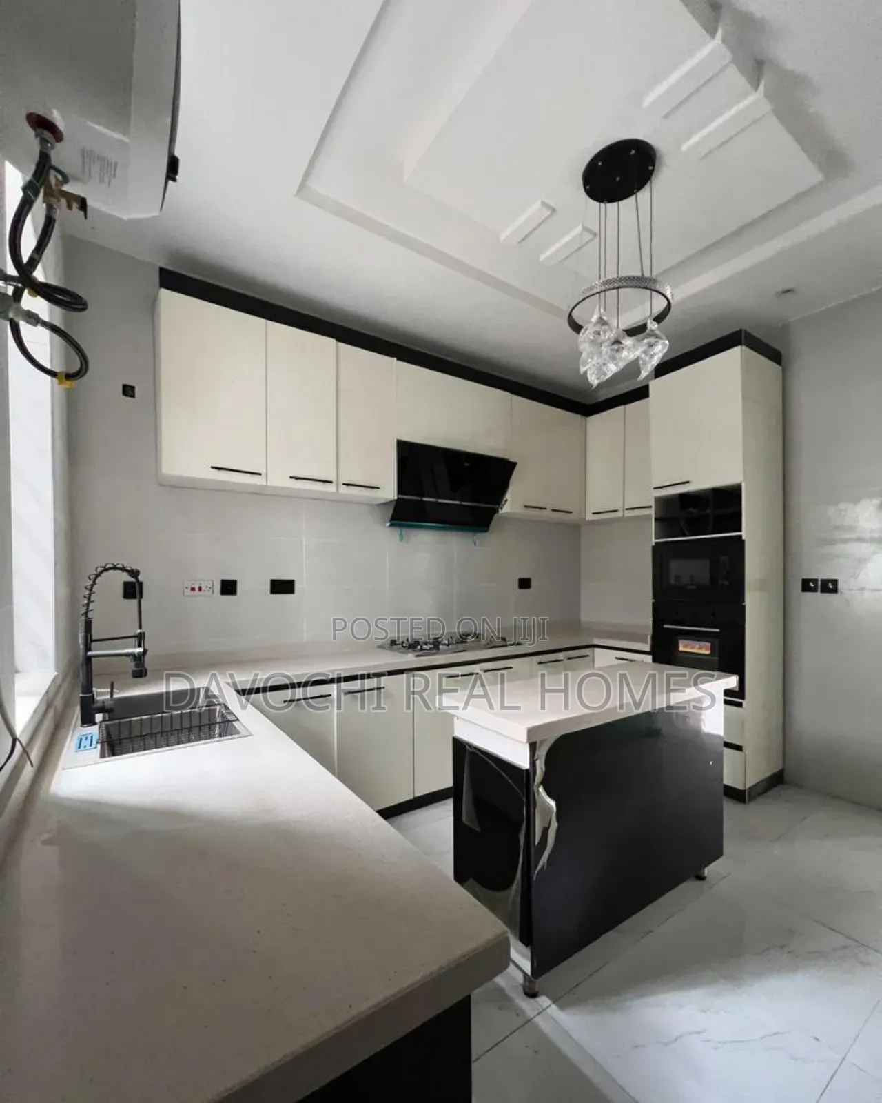 5bdrm Duplex in Lekky Country Ikota, Lekki for rent