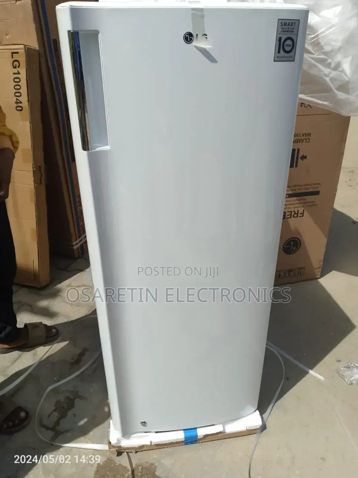 Lg Standing Freezer for Blocks and Can Minerals Purposes