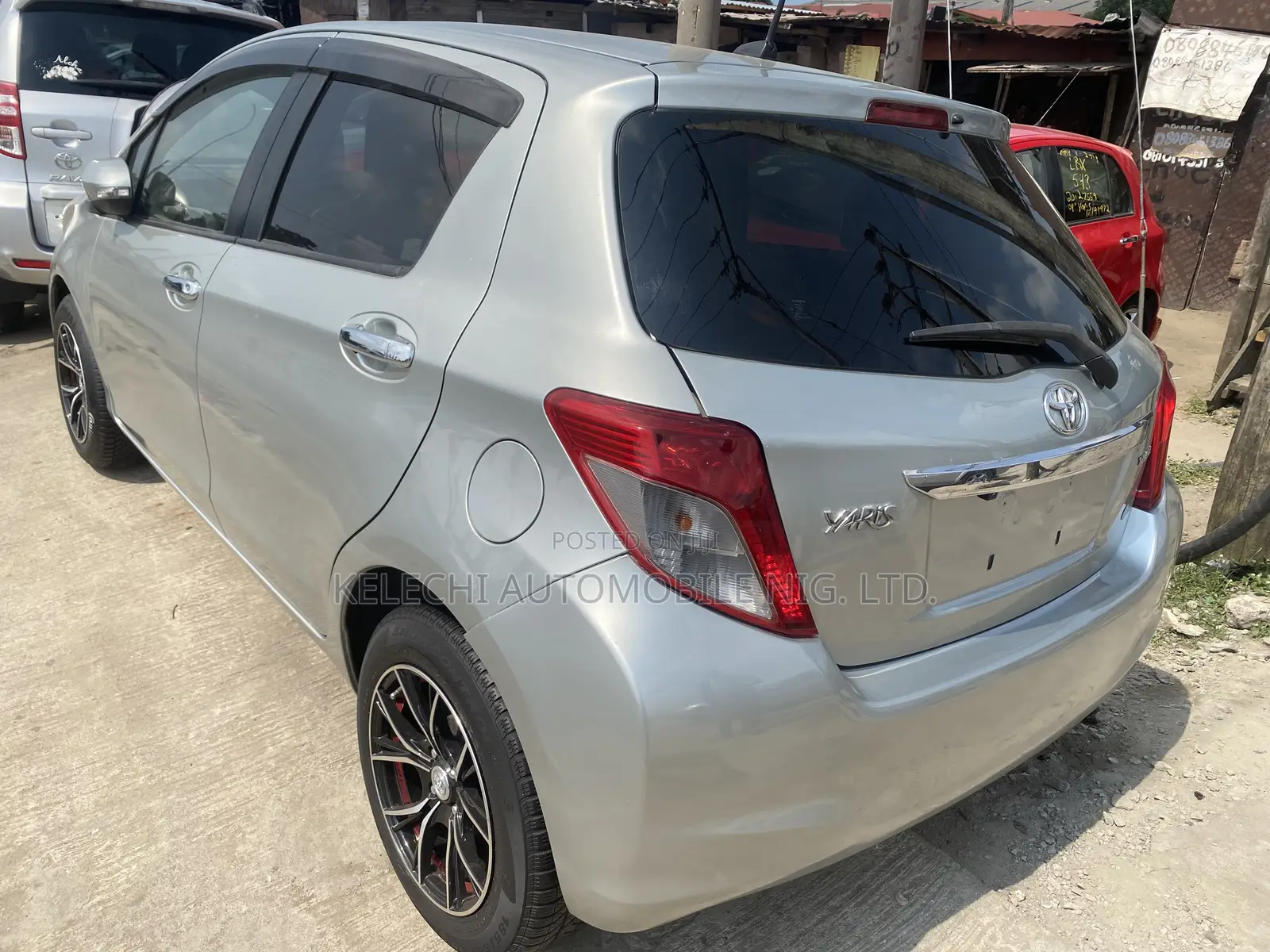 Toyota Yaris 2012 Silver