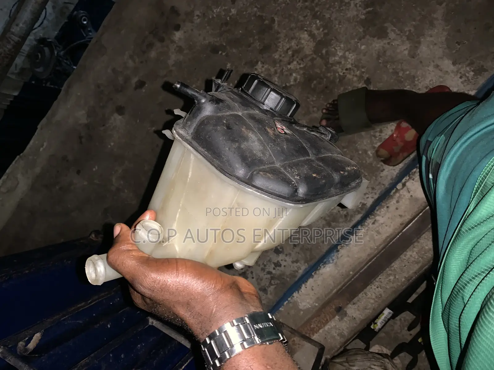Water Can for Mercedes Benz ML 350,550 GL 450,550