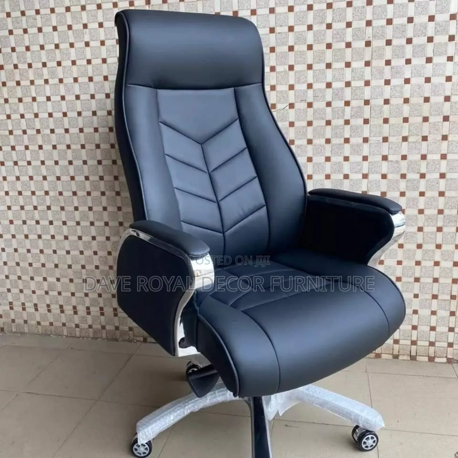 Quality Boss Office Swivel Chair