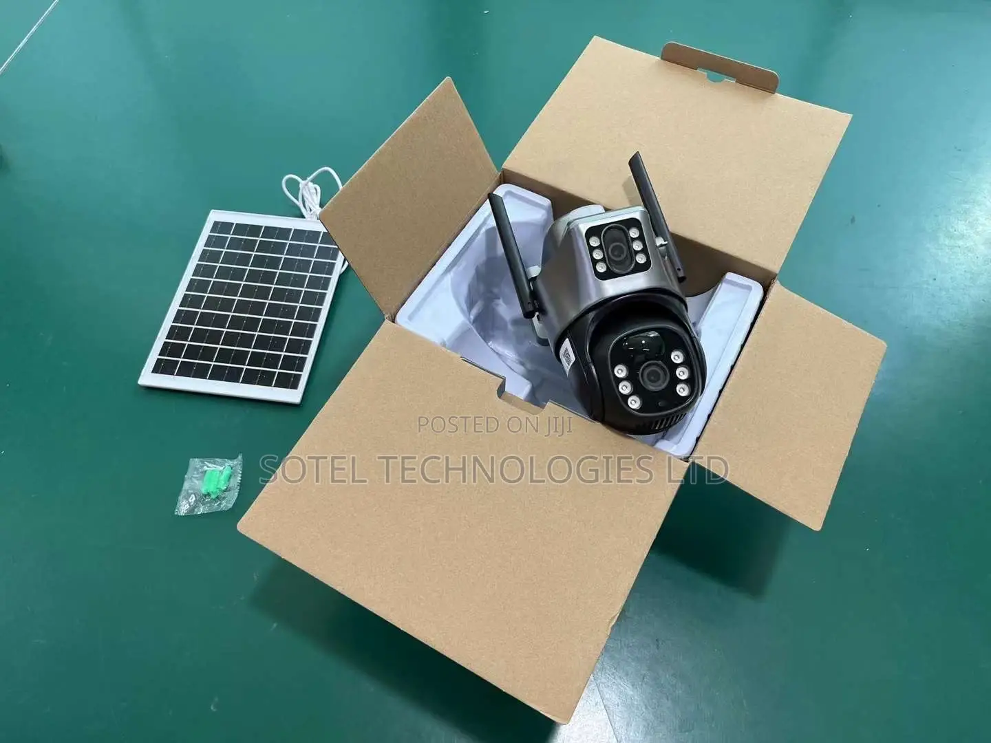V380pro Solar PTZ Camera Dual Lens 5mp With Human Tracking