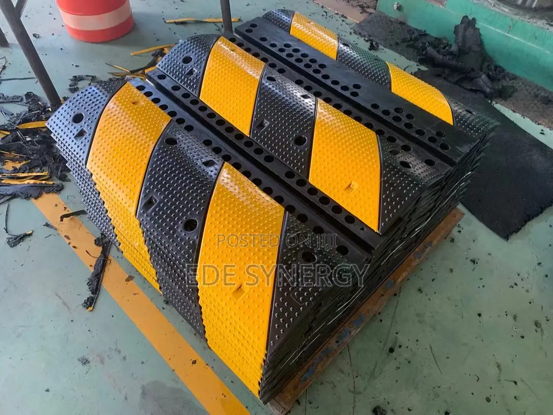 High Quality New Synthetic Material Speed Bumps