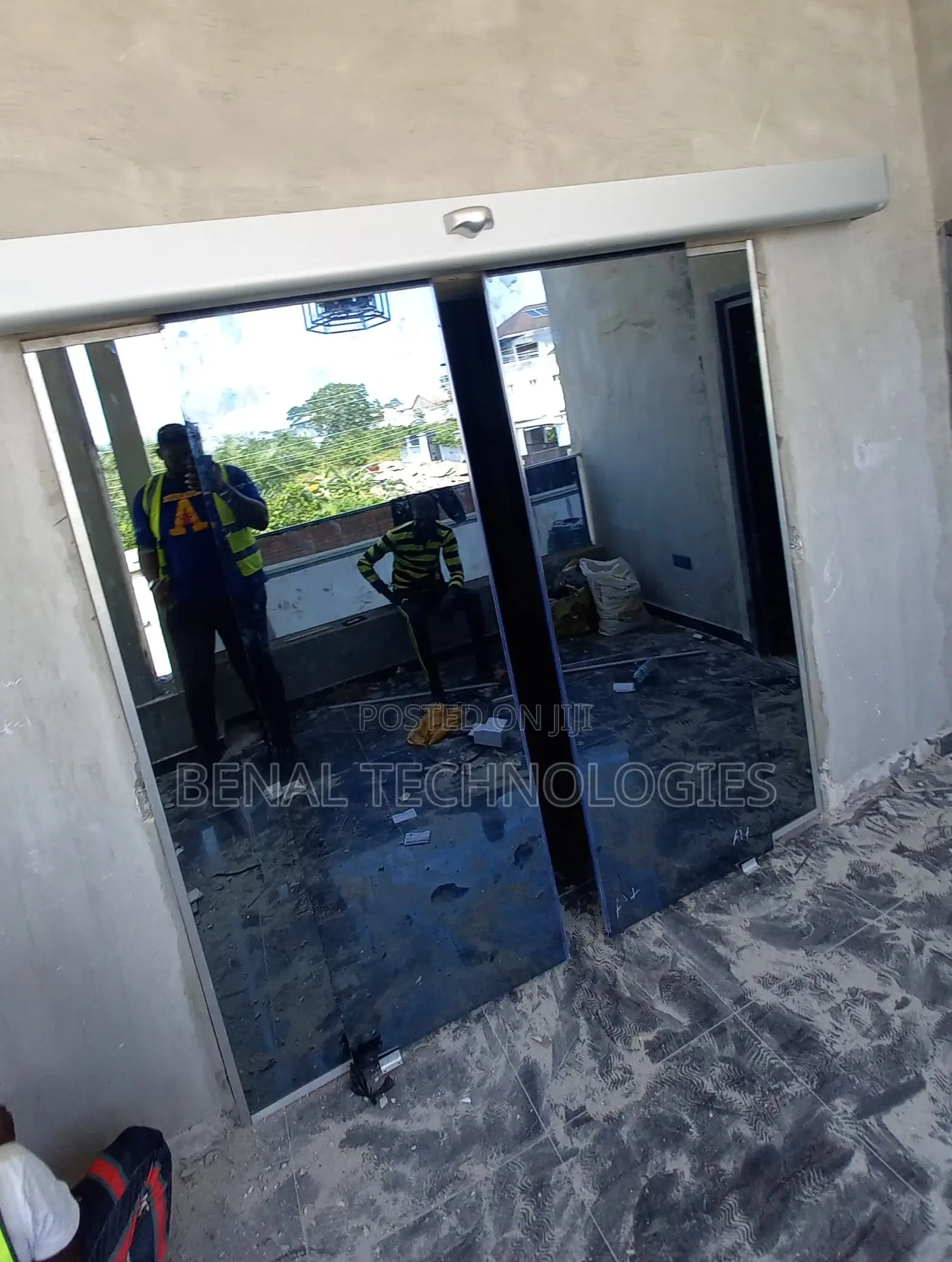 Motion Activated Auto Sliding Doorway