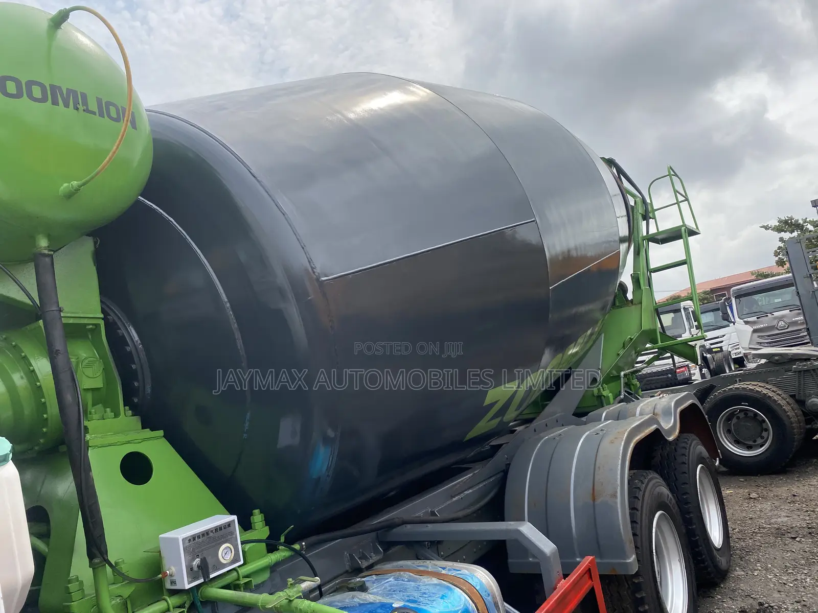 Howo 371 Concrete Mixer