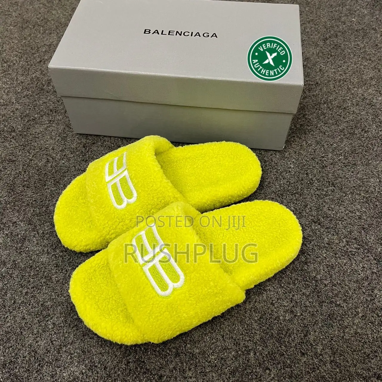 Balenciaga BB Furry Sliders