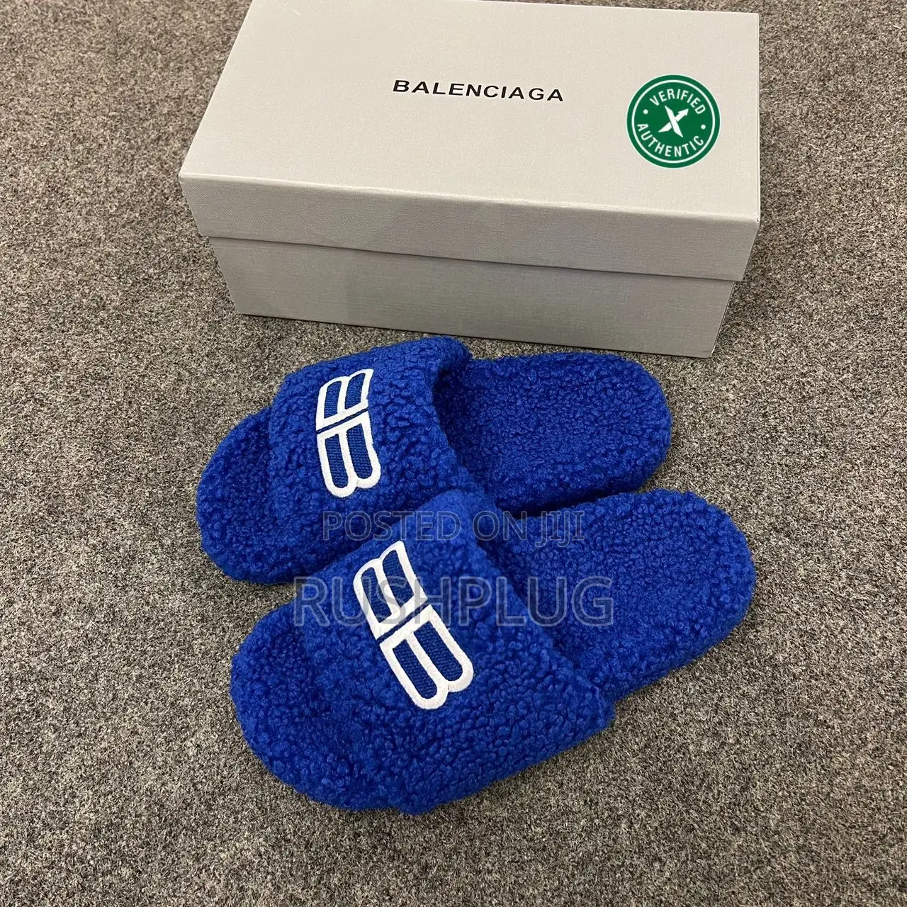 Balenciaga BB Furry Sliders