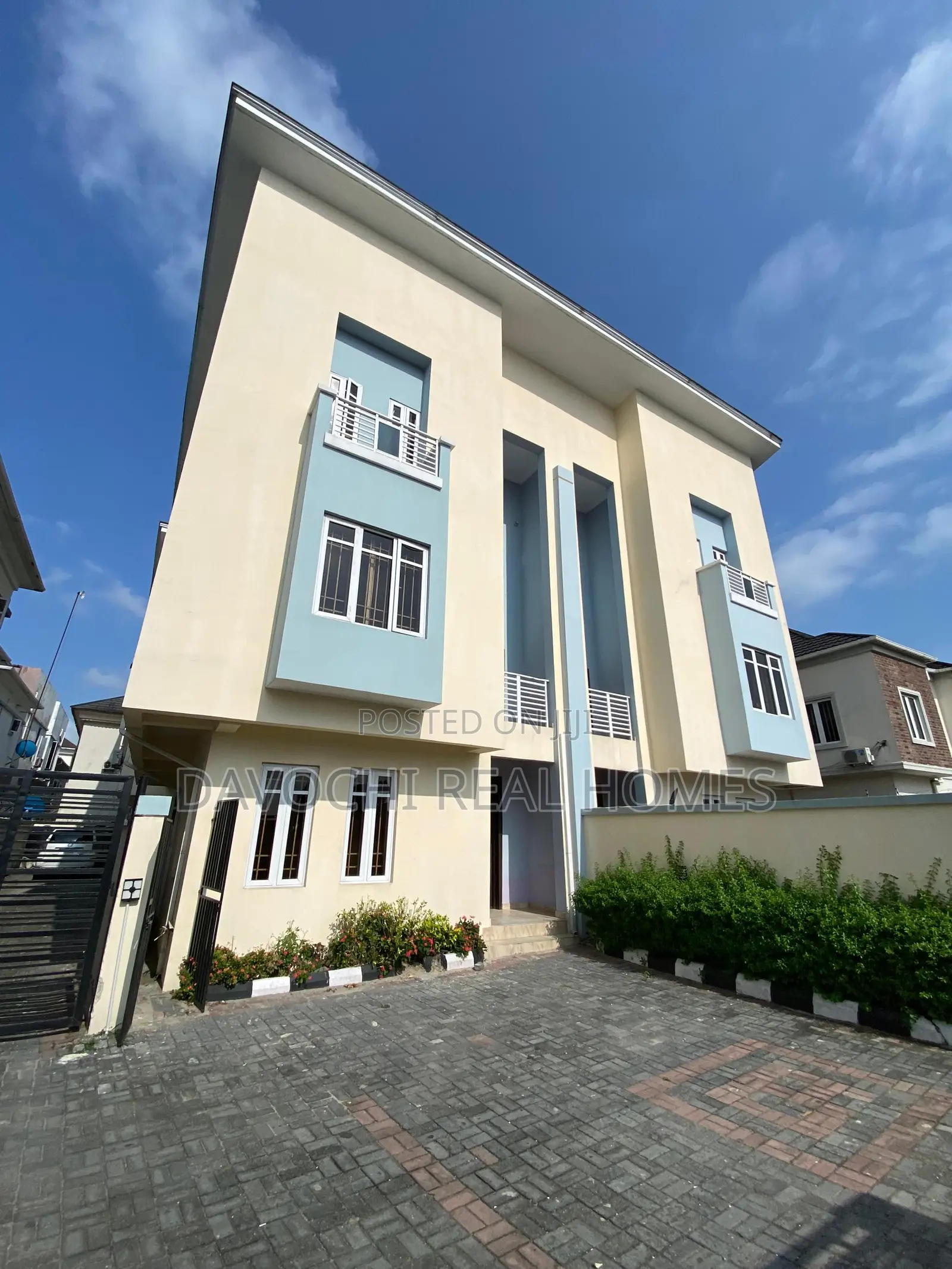 4bdrm Duplex in Osapa london for rent
