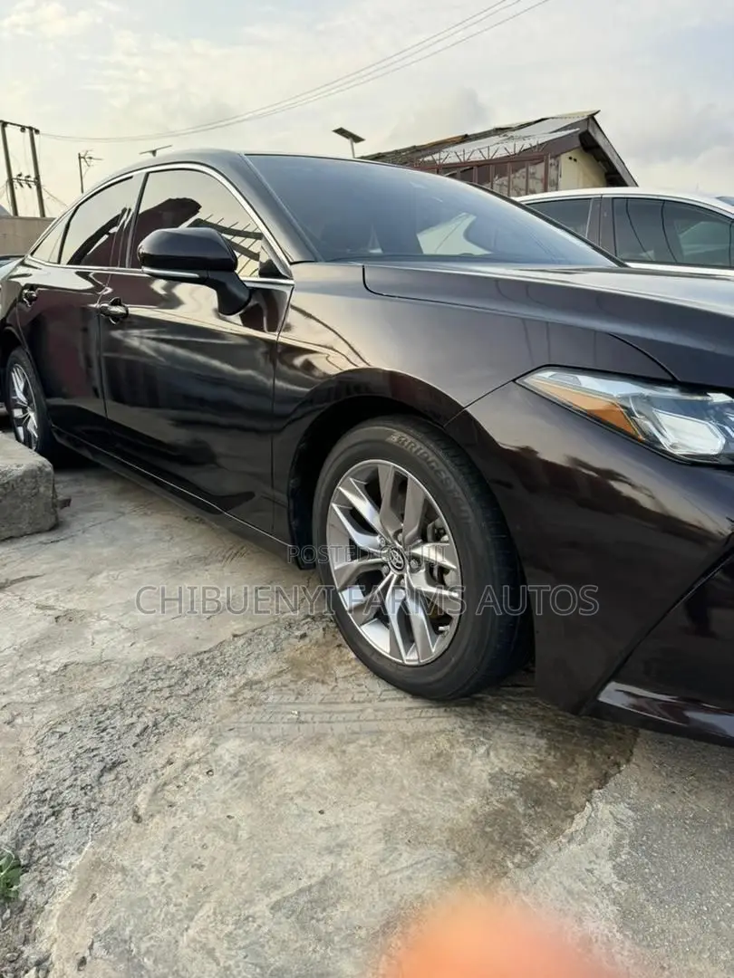 Toyota Avalon Limited 2020 Black