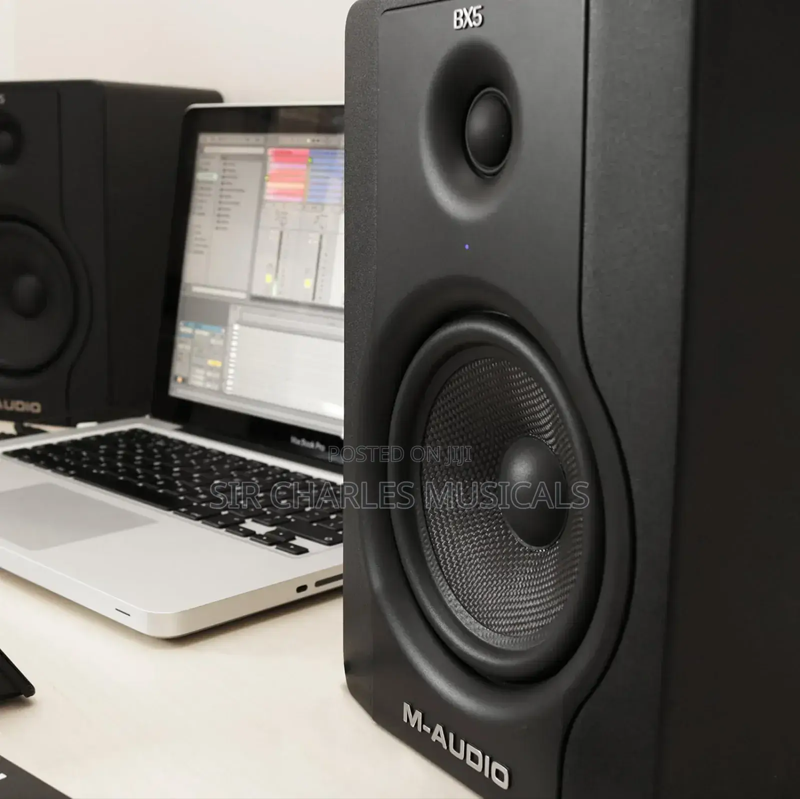 M-Audio BX5 D2 Professional Studio Monitor Speaker