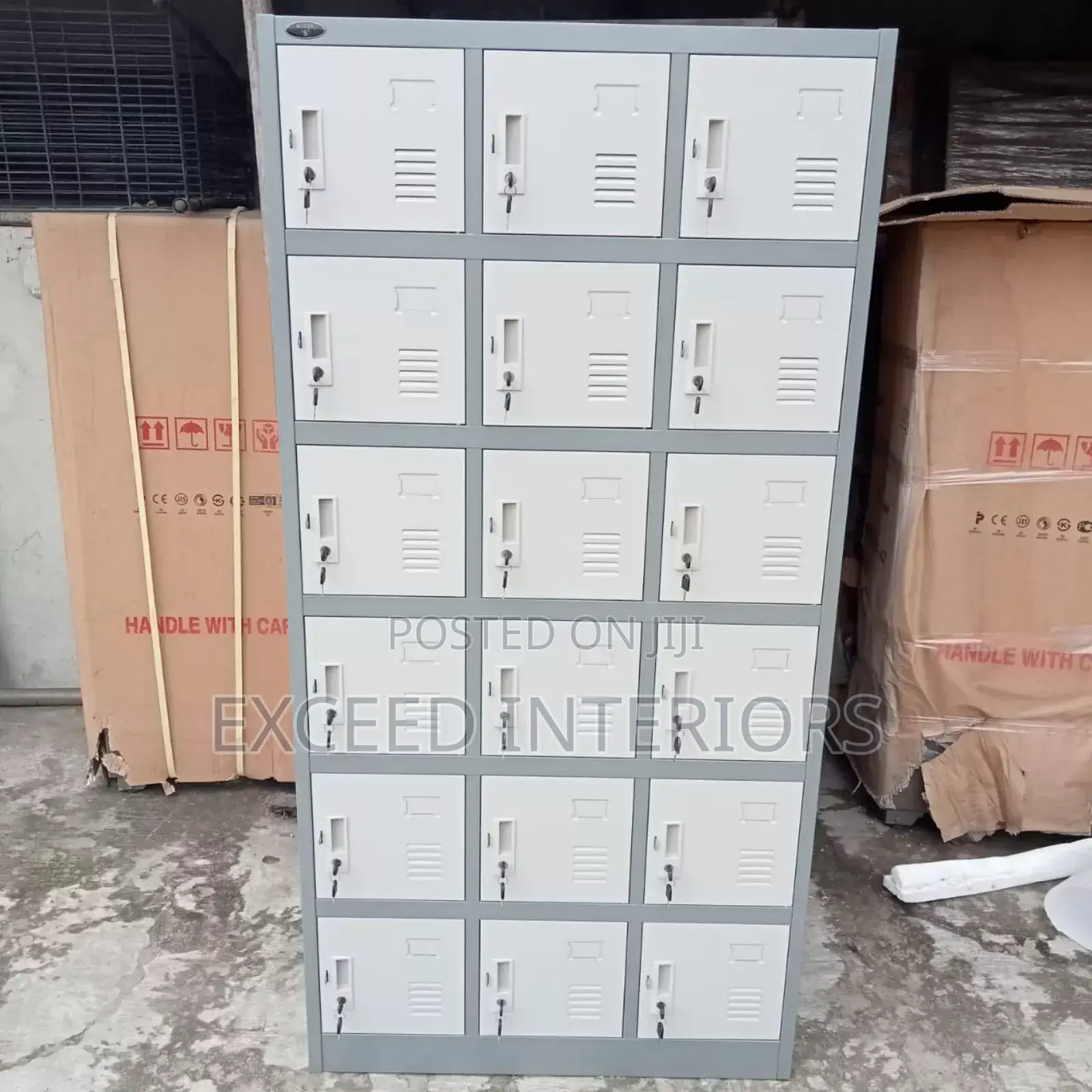 A Unique Quality Imported 18 Door Workers Lockers