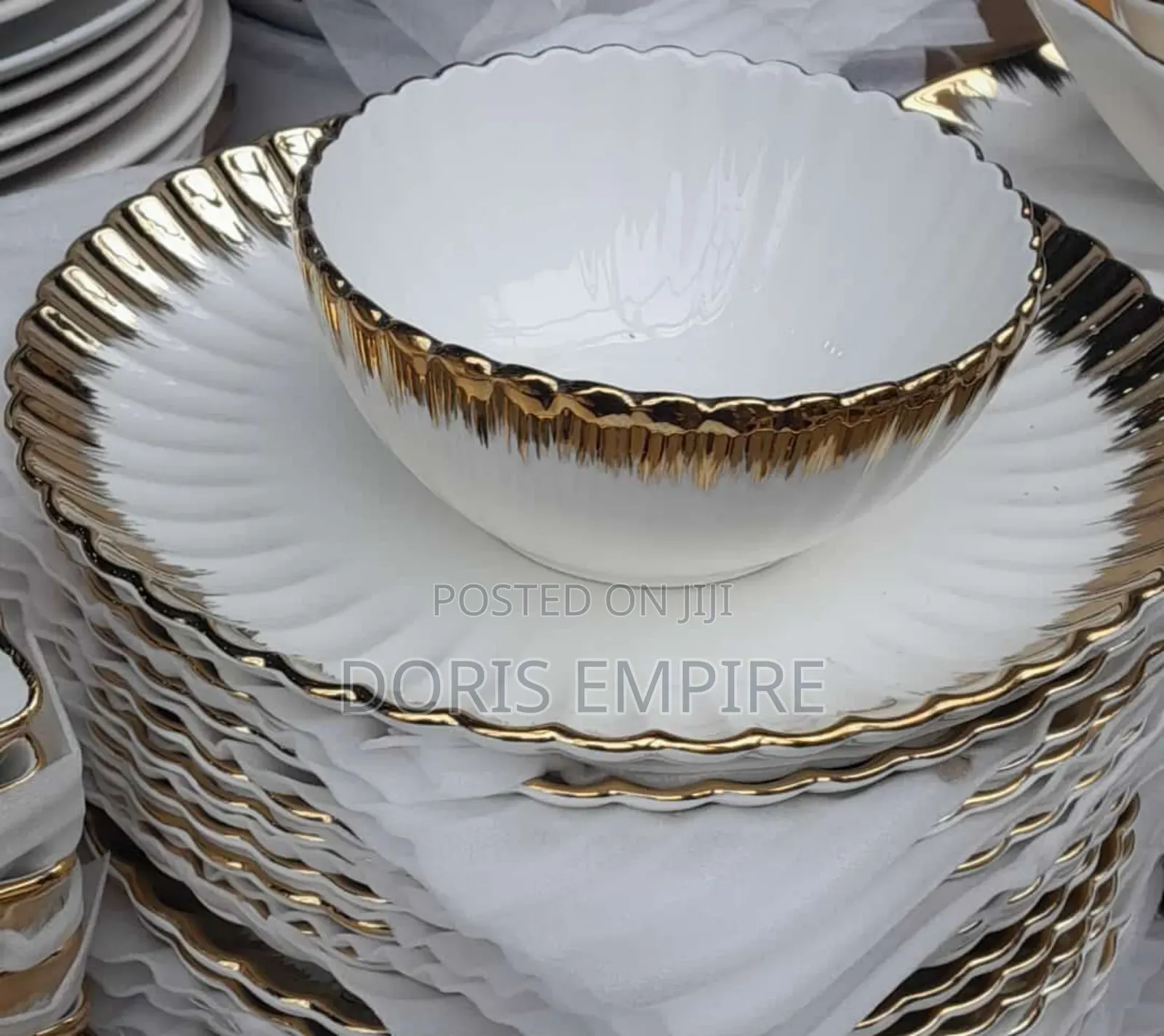 Quality Gold Plate 
Dinner Plate Available Now