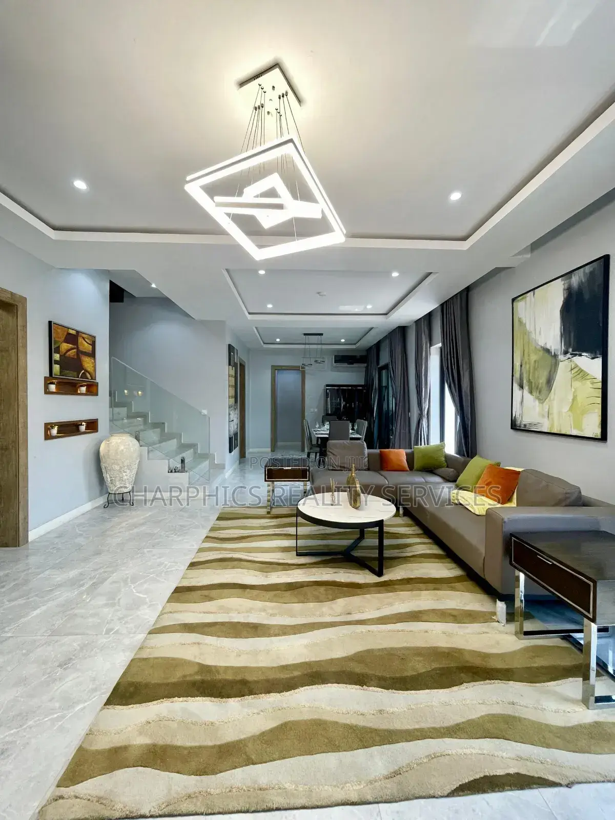 4bdrm Maisonette in Lekki Phase 1 for sale
